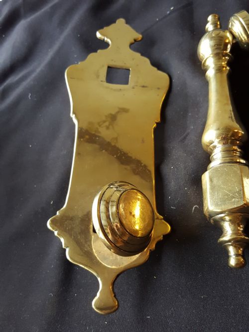 SA149 RARE LARGE 14 VICTORIAN BRASS COMPLETE DOOR KNOCKER - ADDITIONAL PHOTO 1