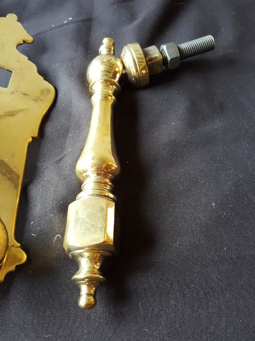 SA149 RARE LARGE 14 VICTORIAN BRASS COMPLETE DOOR KNOCKER - ADDITIONAL PHOTO 2