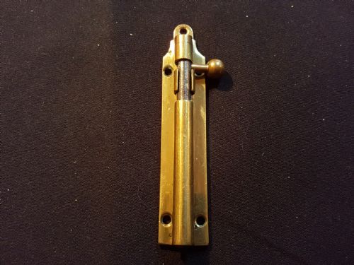 ONE VICTORIAN BRASS BOLT WITH KEEP - ADDITIONAL PHOTO 3