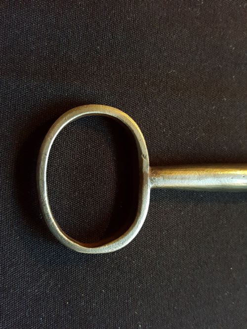 ORIGINAL GEORGIAN CAST STEEL KEY - ADDITIONAL PHOTO 2