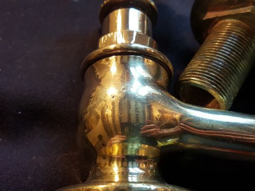 SA058 PAIR OF BRASS VICTORIA FULLY RESTORED BATH TAPS - ADDITIONAL PHOTO 4