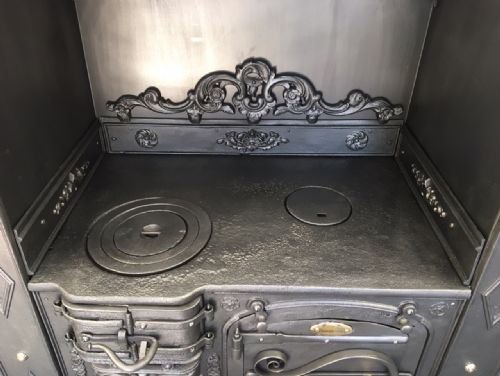 CORNISH CAST IRON KITCHEN COOKING RANGE - ADDITIONAL PHOTO 3