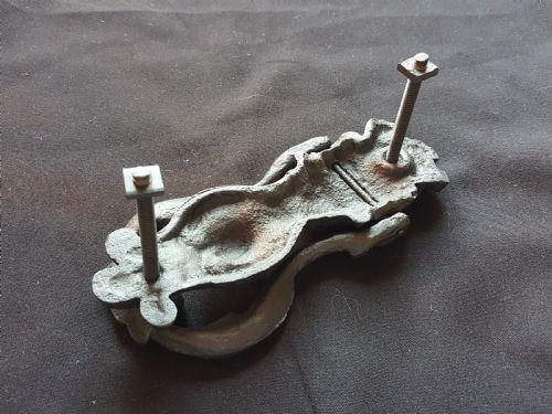 VICTORIAN BLACK CAST IRON DOOR KNOCKER - ADDITIONAL PHOTO 2