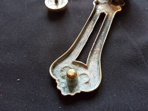 VICTORIAN BRASS DOOR KNOCKER - ADDITIONAL PHOTO 5