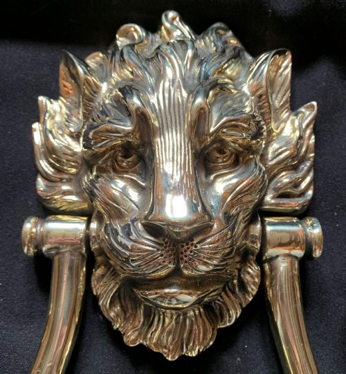 ONE BRASS VICTORIAN LION'S HEAD DOOR KNOCKER - ADDITIONAL PHOTO 2