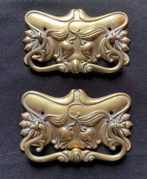one pair of bronze art nouveau drawer handles - CATEGORY: ANTIQUE MISCELLANEOUS - DATED 1890