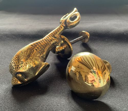 ONE BRASS VICTORIAN DOLPHIN DOOR KNOCKER - ADDITIONAL PHOTO 1