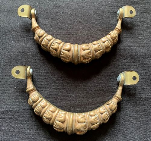 SA122 PAIR OF BRONZE VICTORIAN DROP HANDLES - ADDITIONAL PHOTO 2