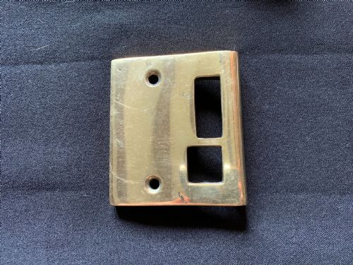 SA089 BRASS ART NOUVEAU DOOR LOCK WITH MATCHING DOOR KNOBS - ADDITIONAL PHOTO 3