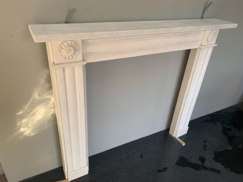 REBATE REGENCY WHITE STATUARY CARVED MARBLE SURROUND - ADDITIONAL PHOTO 1