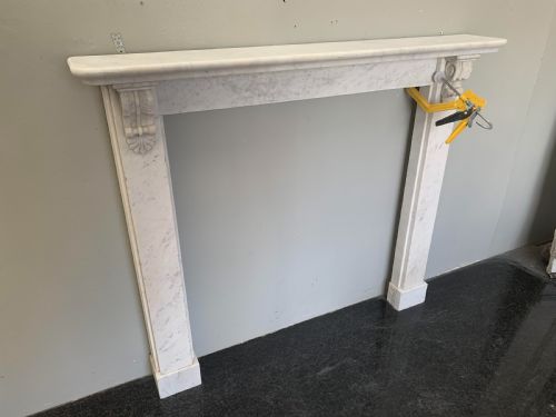 SMALL REBATE VICTORIAN CORBELLED WHITE STATUARY MARBLE FIREPLACE SURROUND - ADDITIONAL PHOTO 3