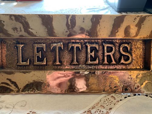 SA036 LARGE BRONZE VICTORIAN LETTER BOX - ADDITIONAL PHOTO 3