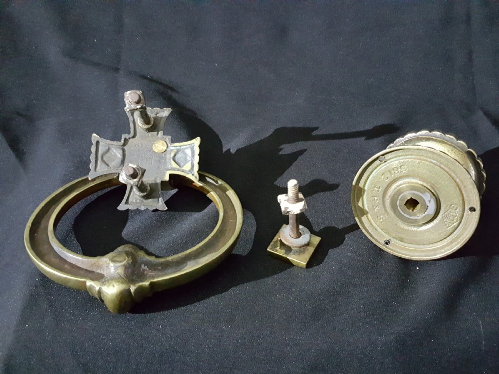 Brass Victorian (Gothic) Door Door Knocker & Door Knob Set. View IV