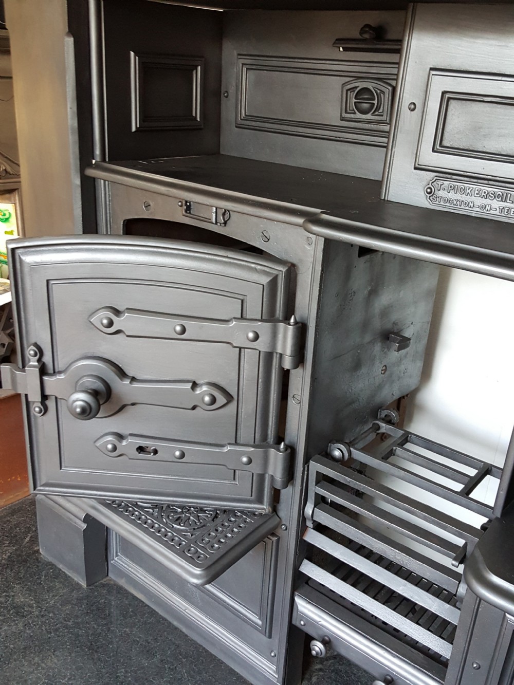 Cast Iron Victorian Cooking Range View VIII