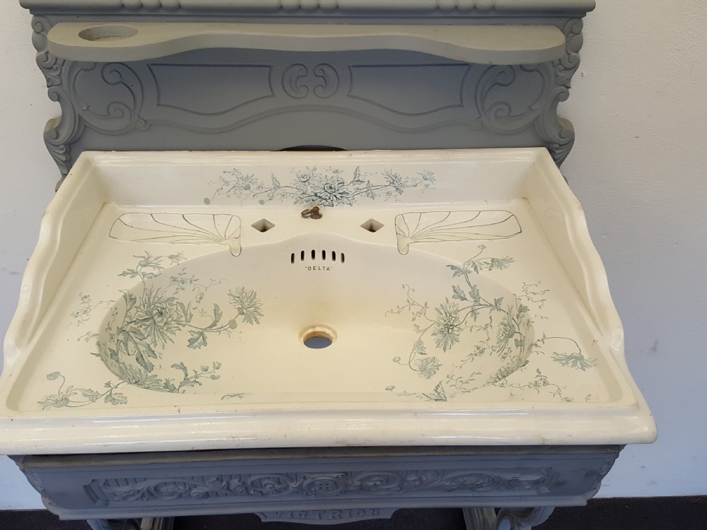 Victorian Cast Iron Sink Stand & Chrysanthemum design Basin View IV