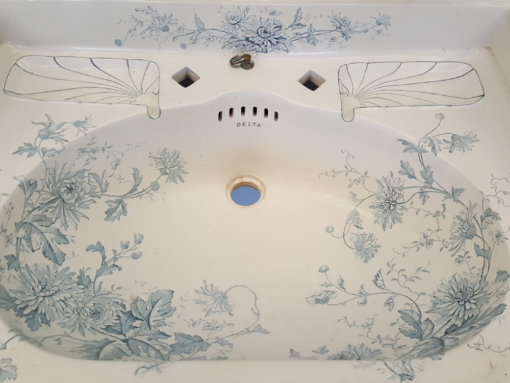 Victorian Cast Iron Sink Stand & Chrysanthemum design Basin View VI