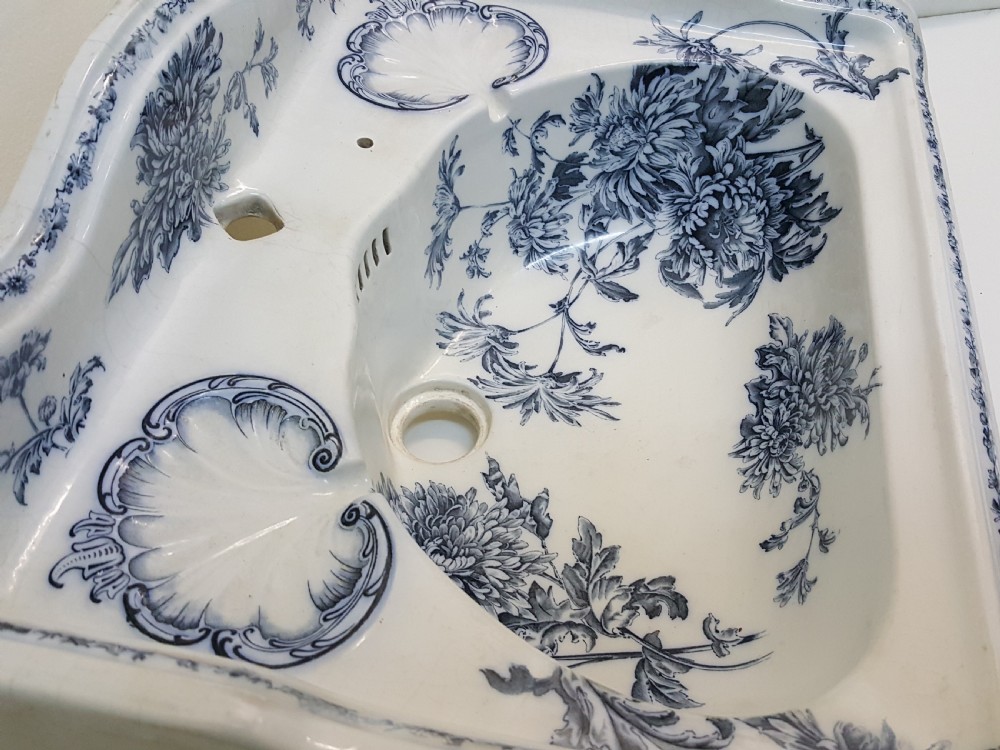 Victorian Wash Basin View III