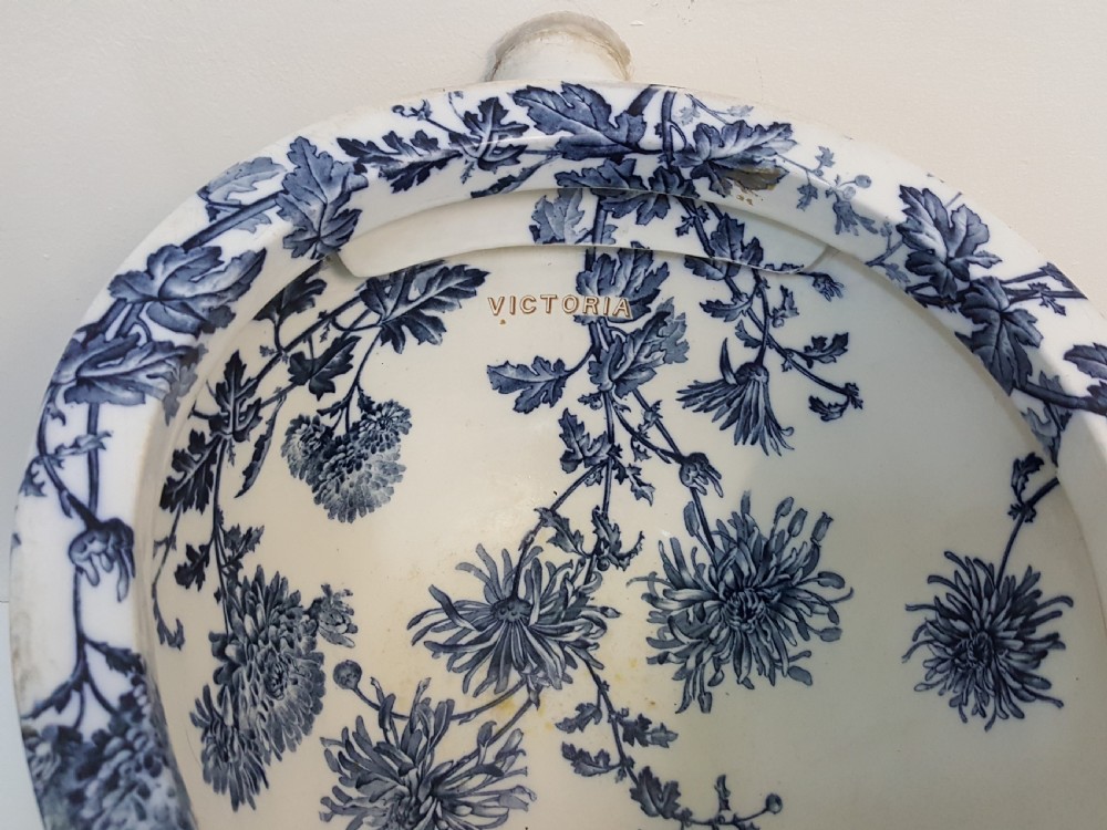 SA028 Victorian Decorative Blue Toilet   View VIII