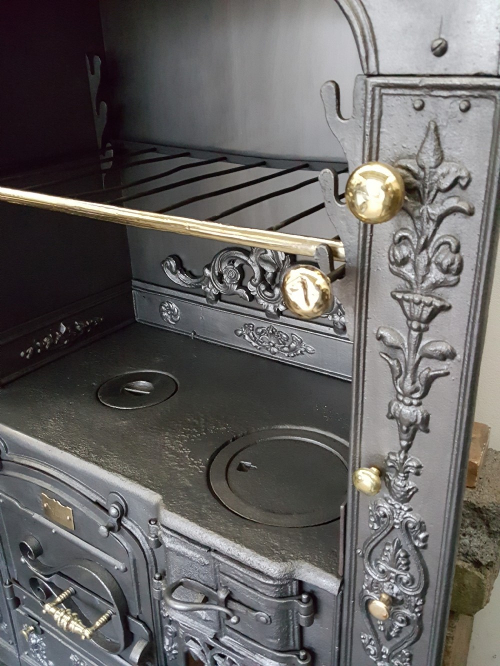 Victorian Cornish Cooking Range View VIII