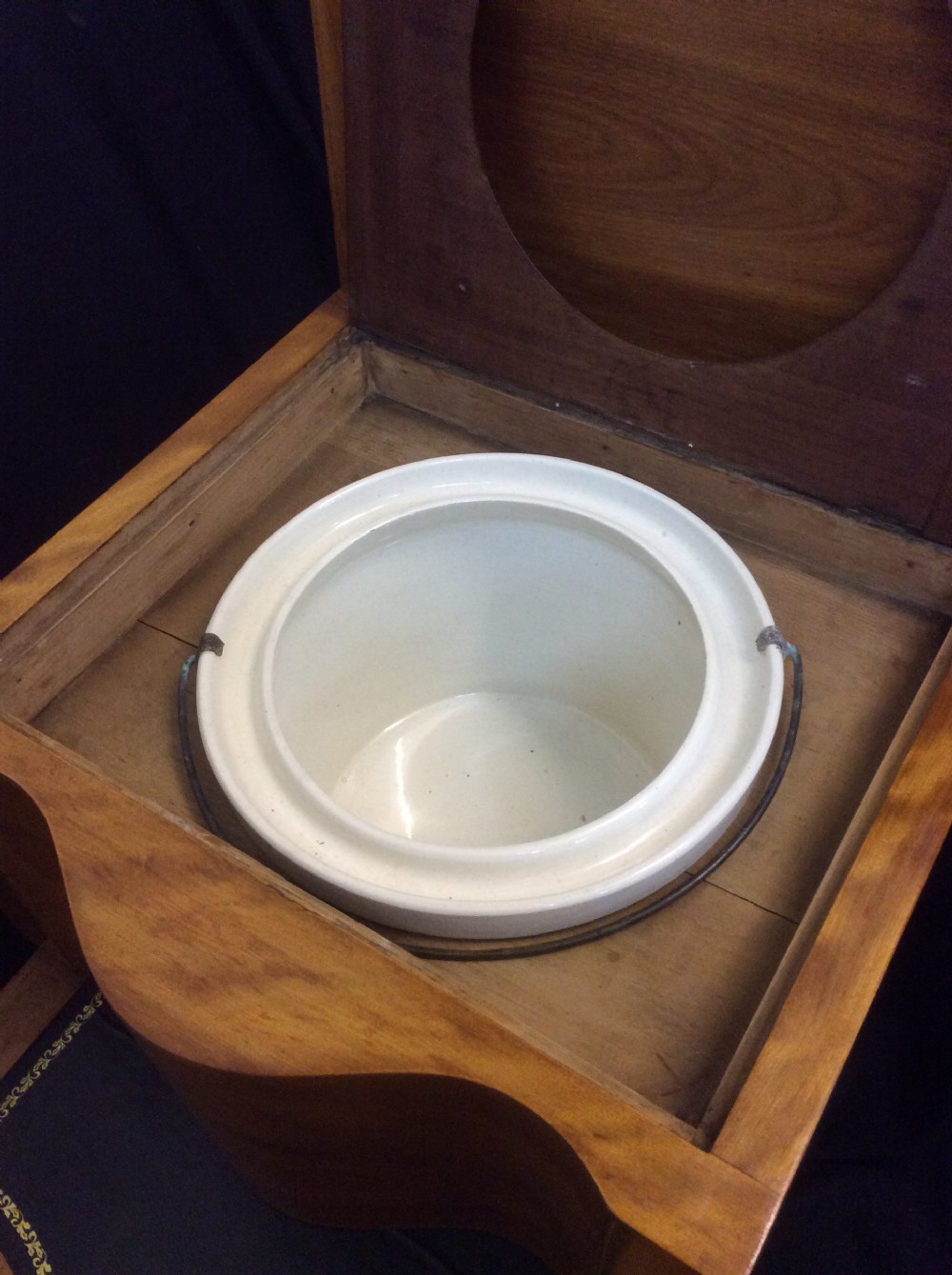Victorian Chamber Pot / Wooden Chair Commode View VII