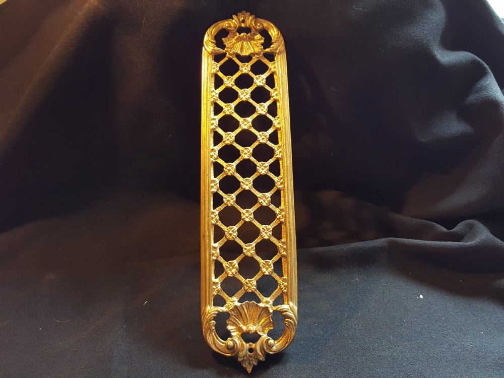 Single Brass Water Gilded Regency Finger Plate