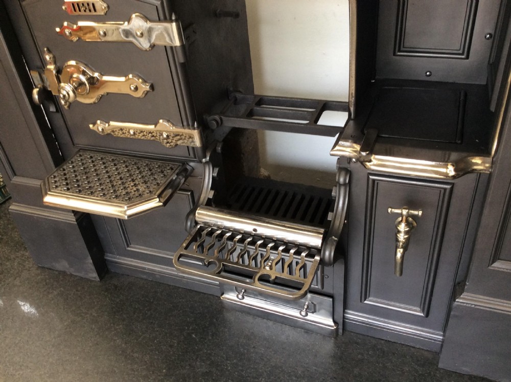 Victorian Fred & Son Kitchen Cooking Range. View VIII