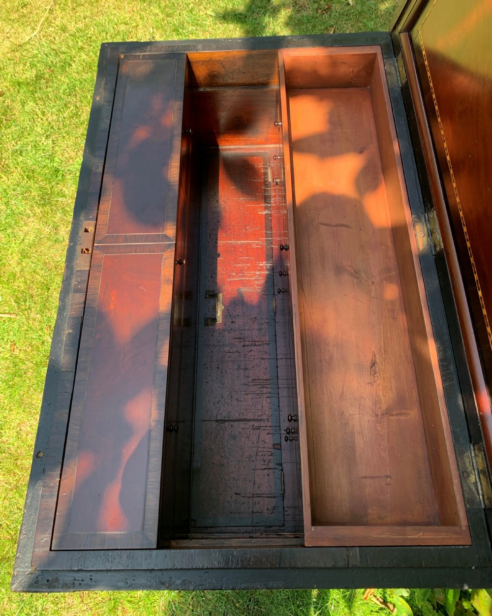 Victorian Carpenters / Cabinet Makers Tool Chest (In Need of Some TLC). View IV