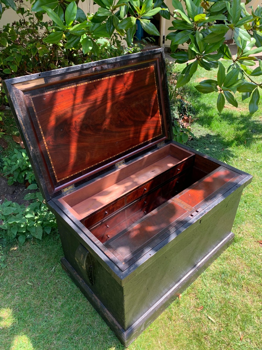 Victorian Carpenters / Cabinet Makers Tool Chest (In Need of Some TLC). View VI