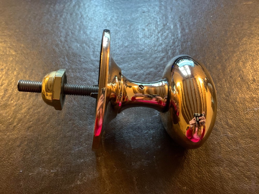 SA048 One Large Bronze Ovular Georgian Centre Door Knob. View III