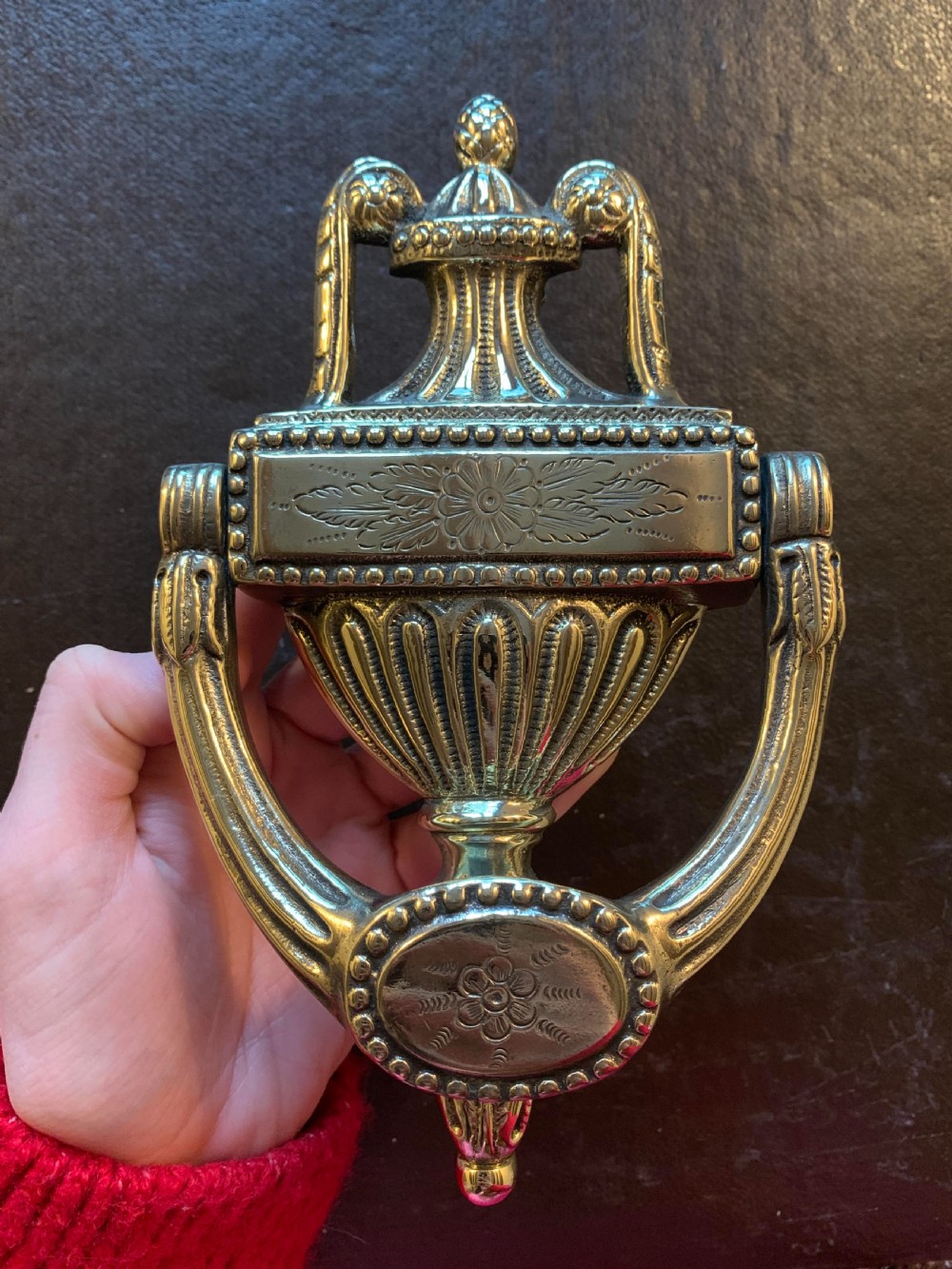 SA137 One Brass Regency Floral Door Knocker.