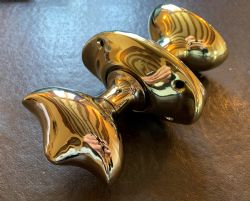 ONE PAIR OF BRASS ARTS CRAFTS OVAL DOOR KNOBS