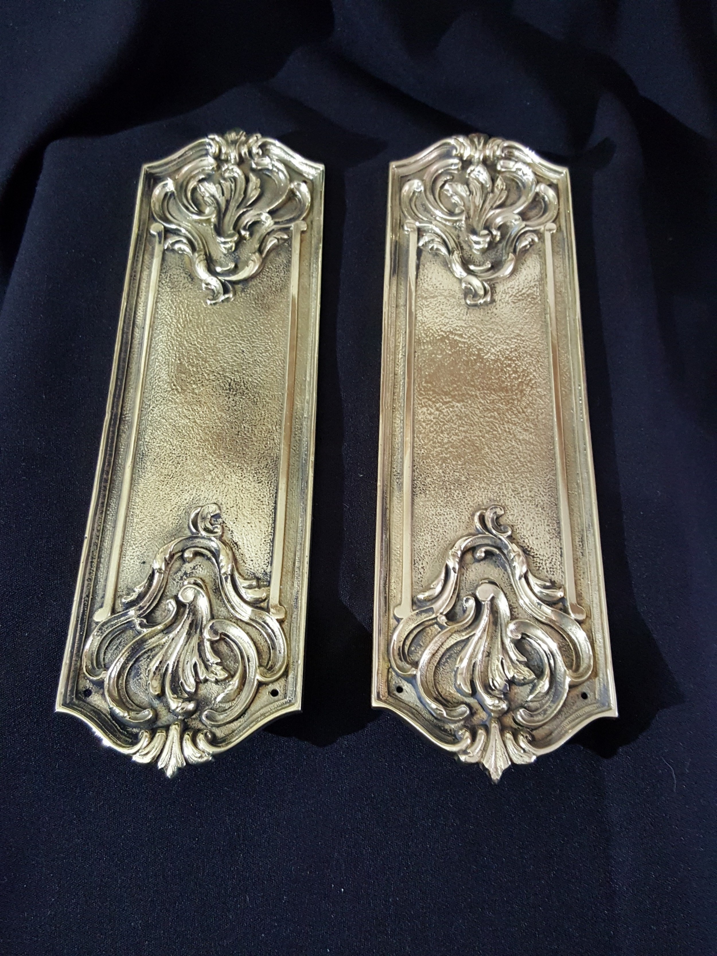 Pair Of Victorian Brass Finger Plates 602629 Sellingantiques