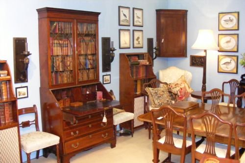 fig 3. Select Regency mahogany bureau bookcase