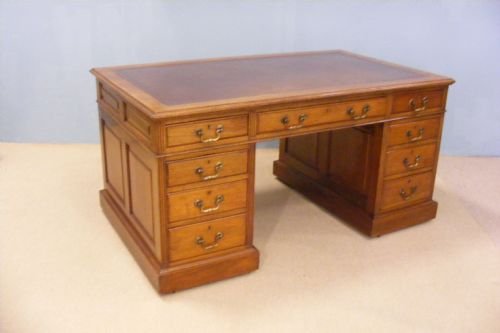 fig 1. Top quality Victorian mahogany, Hobbs & Co, of London, desk.