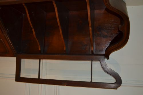 fig 3. Good quality Queen Anne style walnut corner cupboard