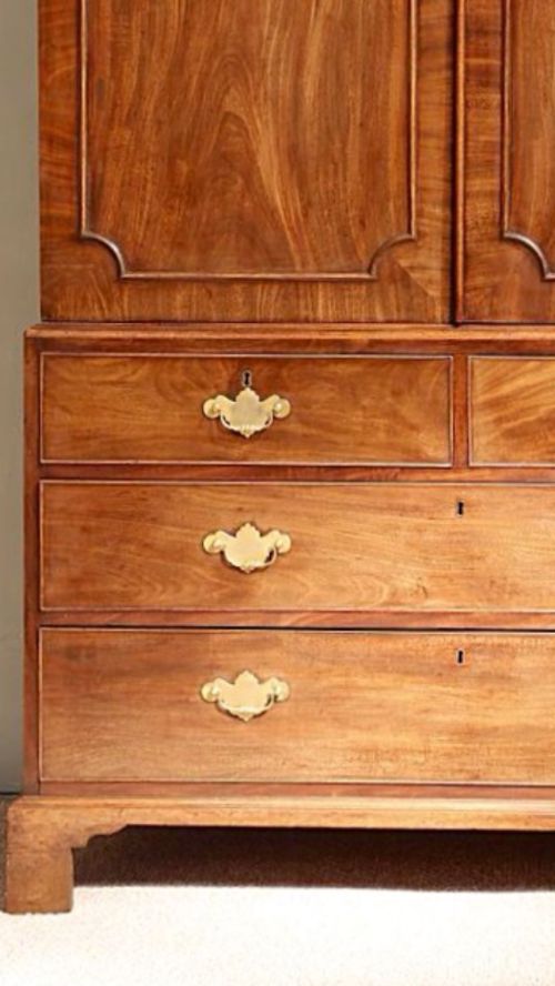 fig 1. Superb 18th century George III linen press