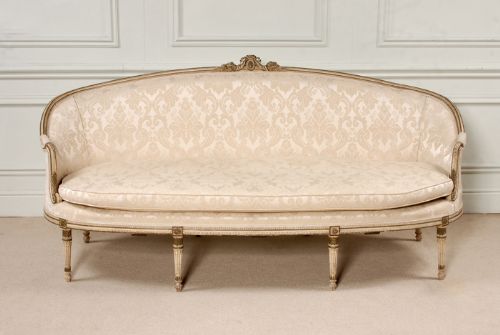 fig 1. An exceptionally fine George III Hepplewhite period sofa.