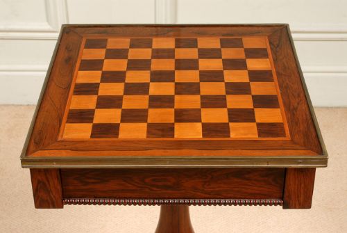 fig 1. Exceptional Early Regency Rosewood chess table attributed to Gillows