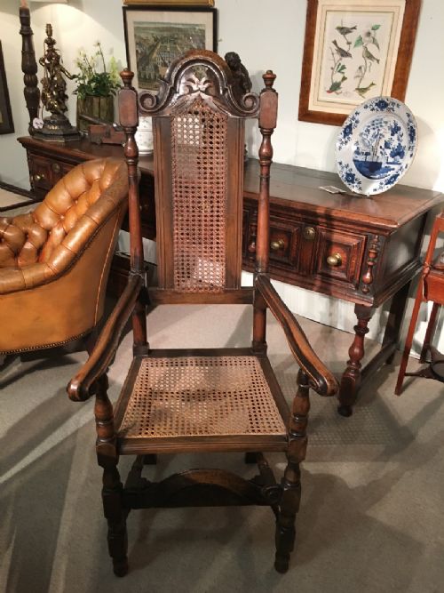 GOOD SET OF 8 17TH CENTURY STYLE OAK CHAIRS - ADDITIONAL PHOTO 2