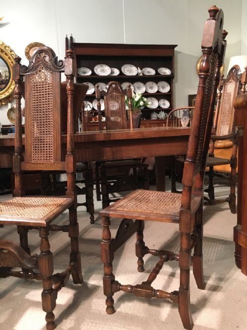 GOOD SET OF 8 17TH CENTURY STYLE OAK CHAIRS - ADDITIONAL PHOTO 4