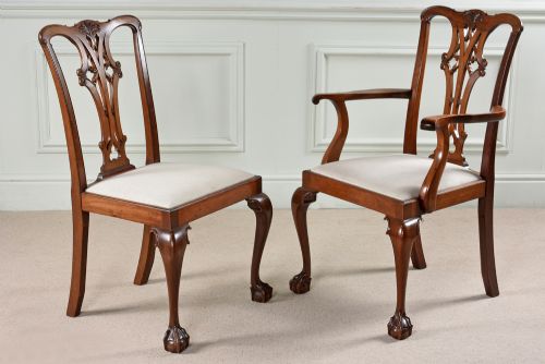Set of 8  Chippendale Style Dining Chairs in Really Excellent Condition