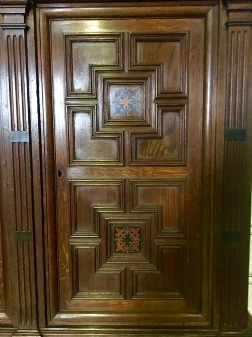 RARE ARTS AND CRAFTS AESTHETIC MOVEMENT OAK CABINET ON STAND BY BRUCE TALBERT ATTRIBUTED TO GILLOWS - ADDITIONAL PHOTO 2