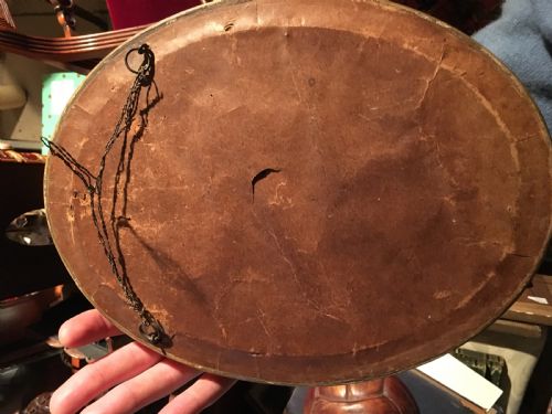 A VERY GOOD PAIR OF 18TH CENTURY NEEDLEWORKS IN WATER GILDED OVAL FRAMES - ADDITIONAL PHOTO 4