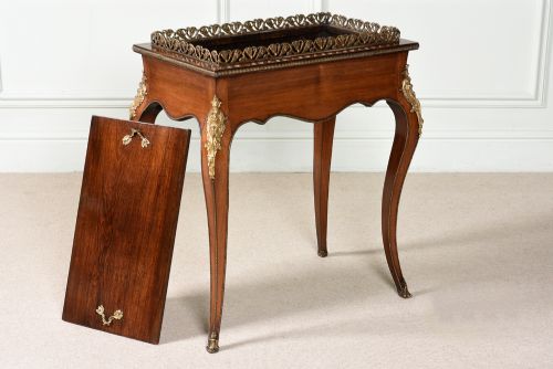 Fine Quality Jardiniere