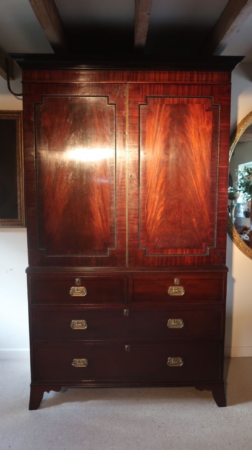 fig 2. Regency Linen Press attributed to Gillows