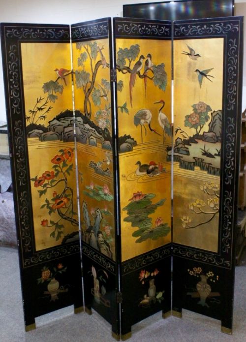 Fabulous Chinoiserie Screen in Excellent Condition