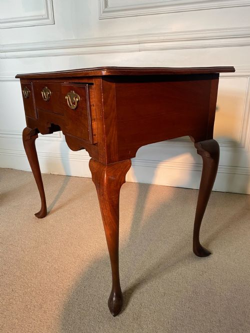 18TH CENTURY GEORGE III LOW BOY SIDE TABLE IN EXCELLENT CONDITION - ADDITIONAL PHOTO 2