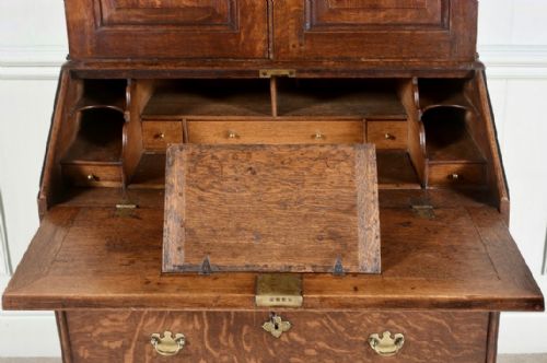 IMPRESSIVE GEORGE 1ST DOME TOP BUREAU CABINET C1720 - ADDITIONAL PHOTO 8