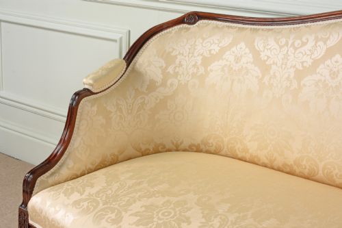 IMPRESSIVE GEORGE III HEPPLEWHITE SOFA - ADDITIONAL PHOTO 10