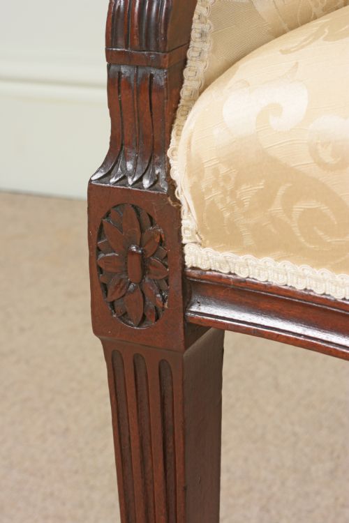 IMPRESSIVE GEORGE III HEPPLEWHITE SOFA - ADDITIONAL PHOTO 11
